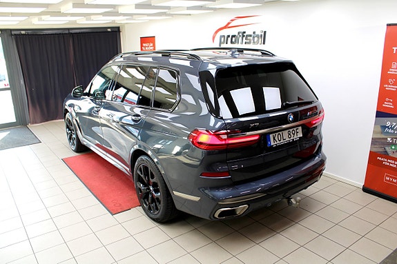 BMW X7 18 of 30