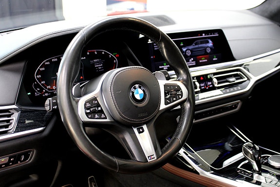 BMW X7 11 of 30