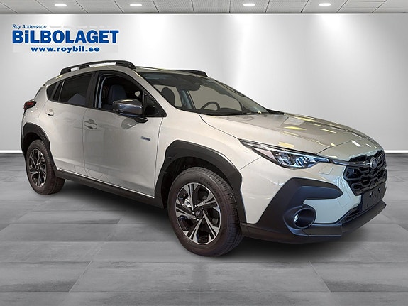 Subaru Crosstrek 2 of 5