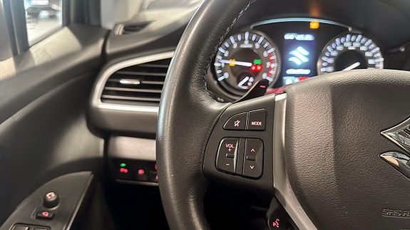 Suzuki SX4 S-Cross 13 of 18