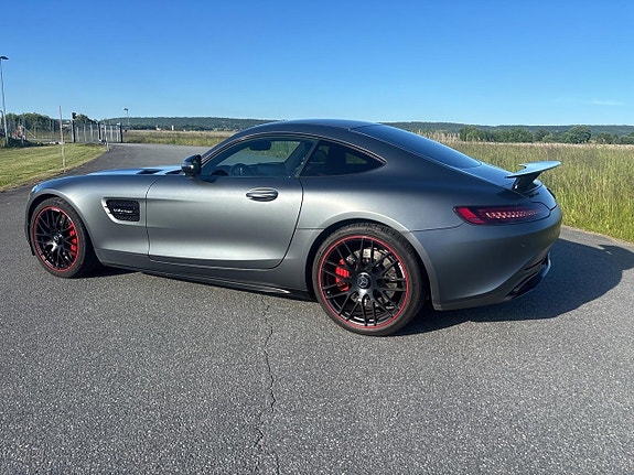 Mercedes-Benz AMG GT S 2 of 4