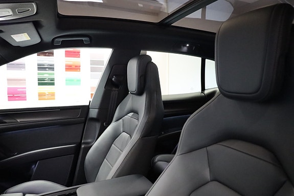 Porsche Cayenne 21 of 29