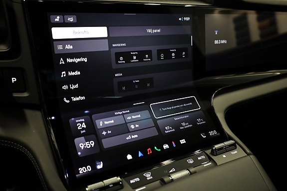Porsche Cayenne 18 of 29