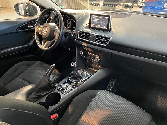 Mazda 3 7 of 13