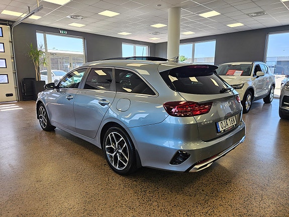 Kia Ceed 4 of 18