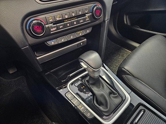 Kia Ceed 10 of 18