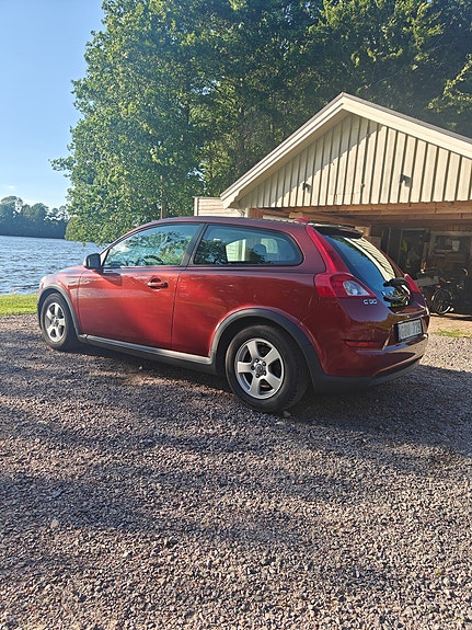 Volvo C30 3 of 5