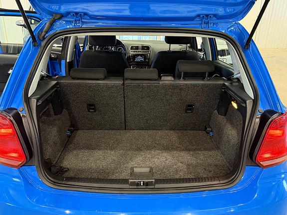Volkswagen Polo 12 of 17