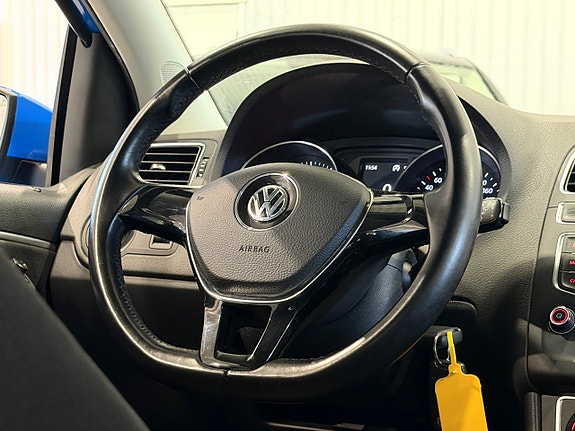 Volkswagen Polo 14 of 17