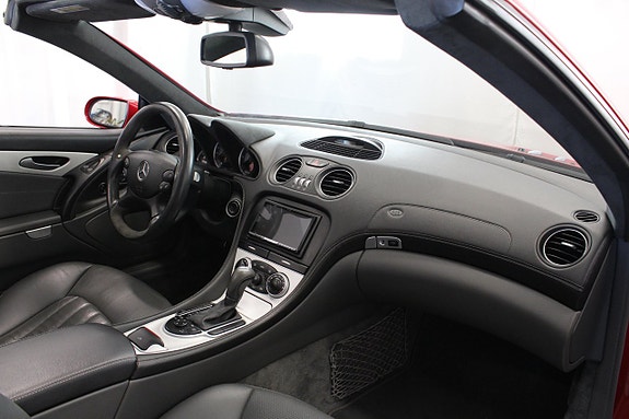 Mercedes-Benz SL55 21 of 30