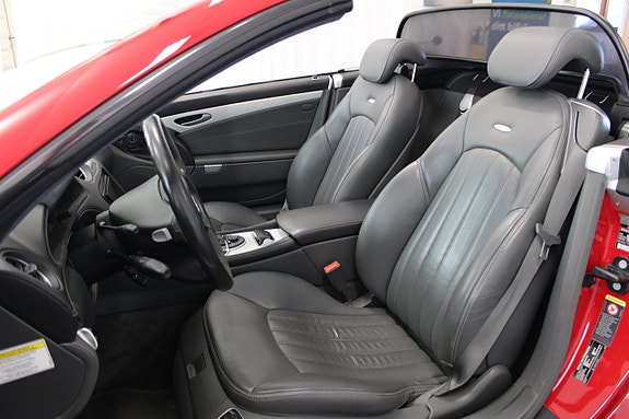 Mercedes-Benz SL55 13 of 30