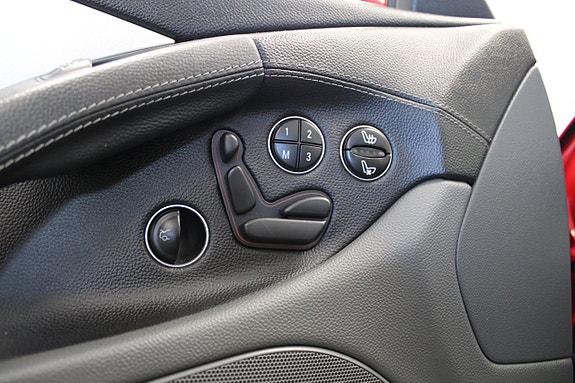 Mercedes-Benz SL55 15 of 30