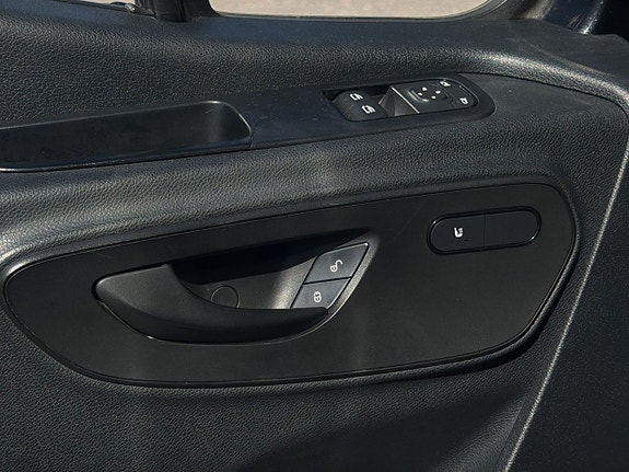 Mercedes-Benz Sprinter 319 19 of 27