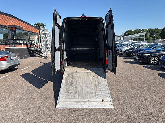 Mercedes-Benz Sprinter 319 21 of 27