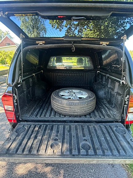 Isuzu D-max 9 of 10