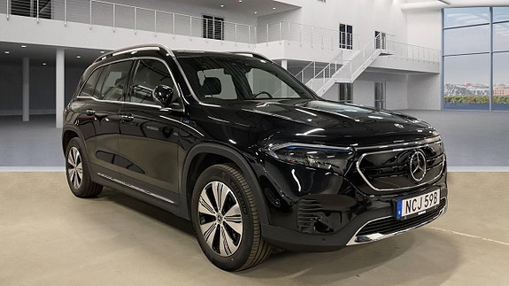 Mercedes-Benz EQB300 2 of 5