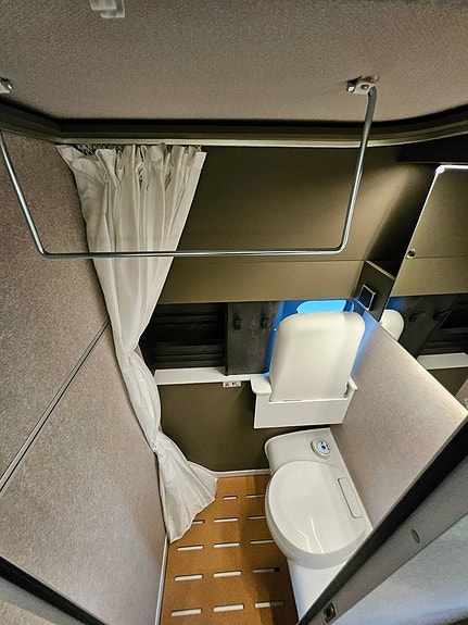 Hymer Grand Canyon S CrossOver Facelift 9 of 17