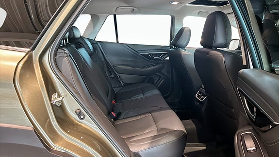 Subaru Outback 5 of 5