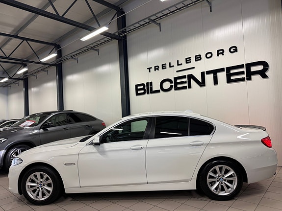 BMW 520d 3 of 5