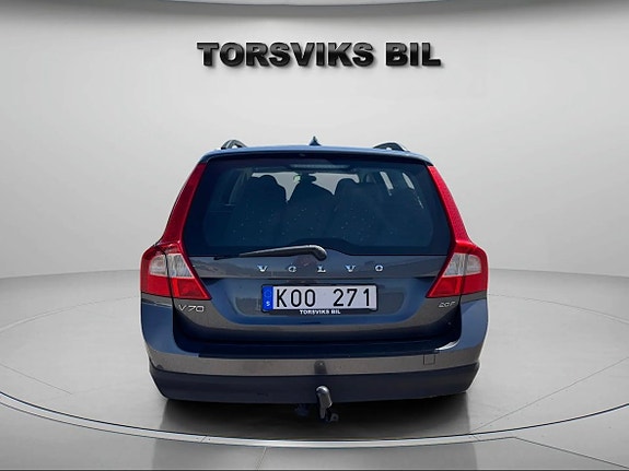 Volvo V70 4 of 14