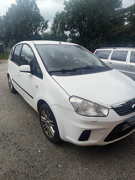 Ford C-Max 5 of 5