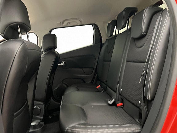 Renault Clio 21 of 28