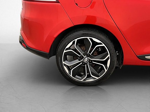 Renault Clio 27 of 28