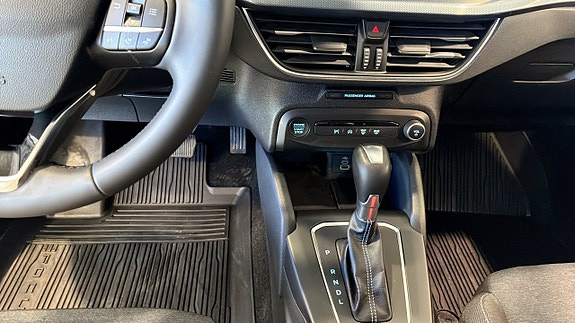 Ford Focus 12 of 12