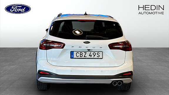 Ford Focus 7 of 12