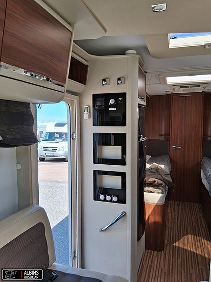 Adria Matrix Supreme M 687 SLT / Solpanel / Litiumbatteri 15 of 21