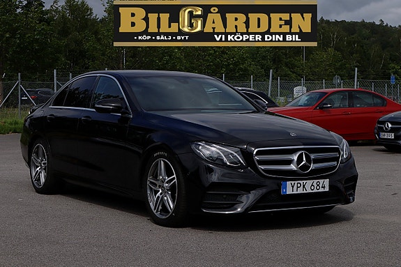 Mercedes-Benz E220 d 2 of 5