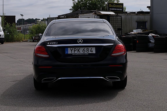 Mercedes-Benz E220 d 8 of 27