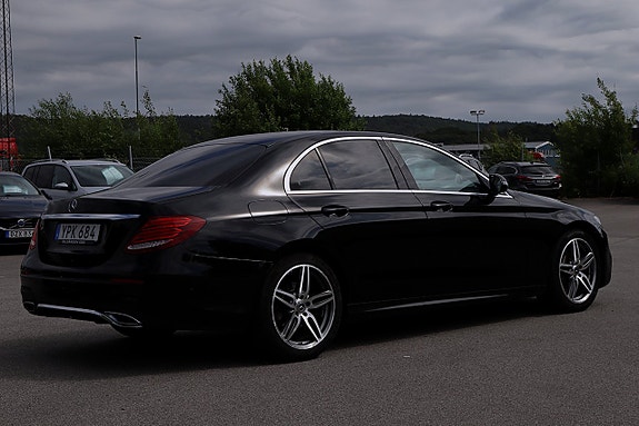 Mercedes-Benz E220 d 5 of 5