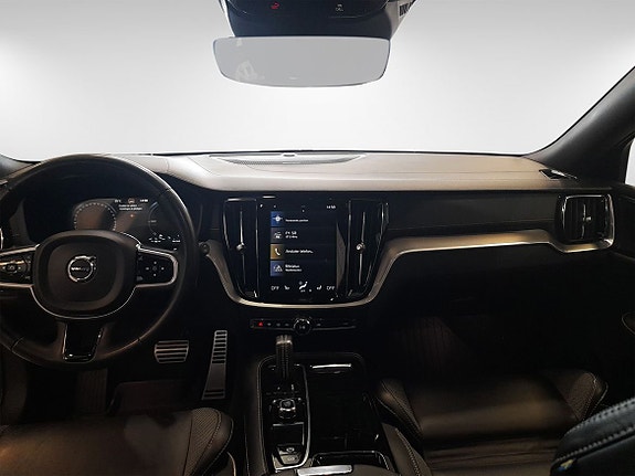 Volvo V60 7 of 11