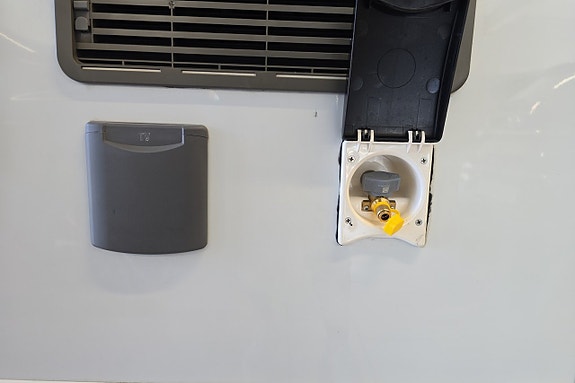 Bürstner Ixeo 744 177Hk Automat, ALDE, Solcell, Bodels Ac, Utv dusch 29 of 30