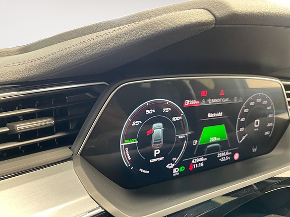 Audi Q8 15 of 19