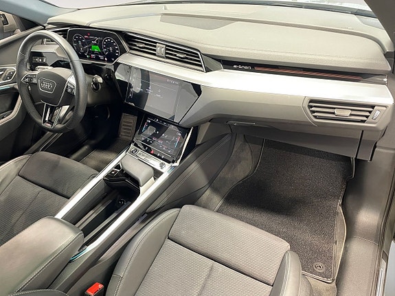 Audi Q8 13 of 19