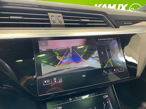 Audi Q8 17 of 19