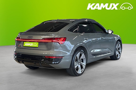 Audi Q8 4 of 5