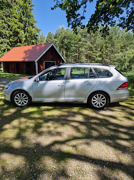 Volkswagen Golf VI 4 of 5