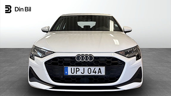 Audi A3 4 of 5