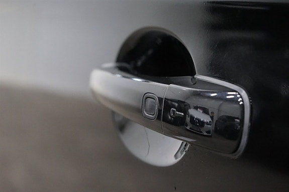 Volvo XC60 23 of 23