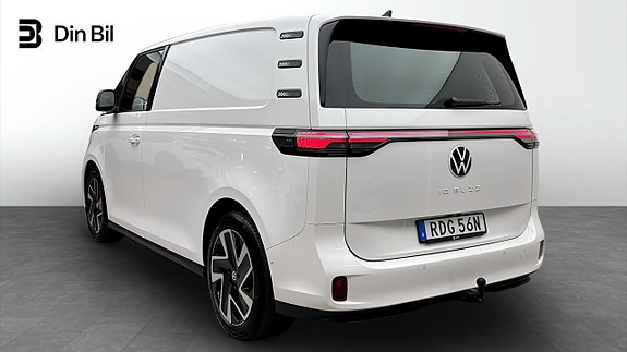 Volkswagen ID. Buzz 3 of 5