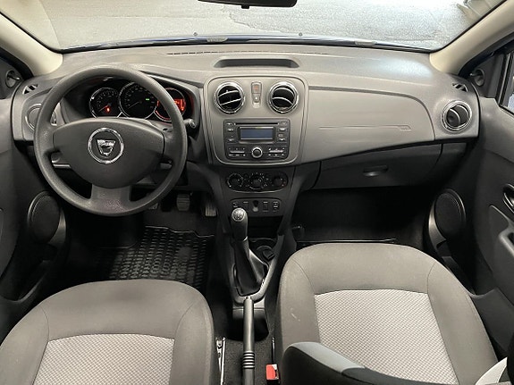 Dacia Sandero 11 of 16