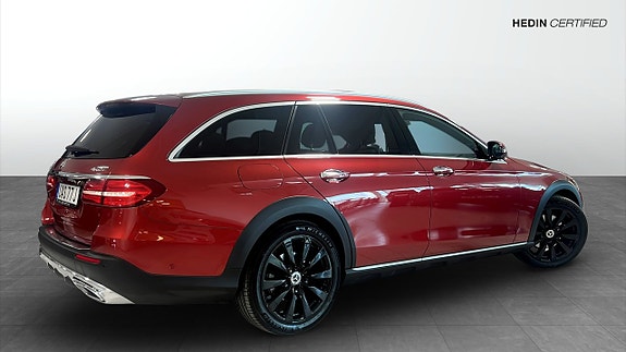 Mercedes-Benz E220 d 2 of 13