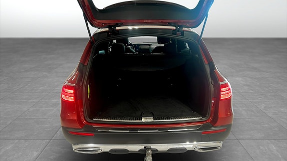 Mercedes-Benz E220 d 10 of 13