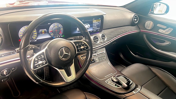 Mercedes-Benz E220 d 4 of 13
