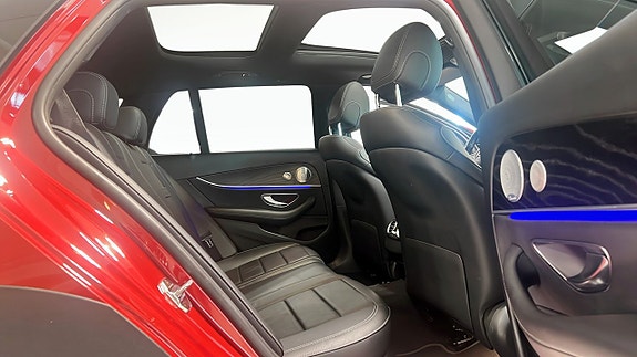 Mercedes-Benz E220 d 5 of 13