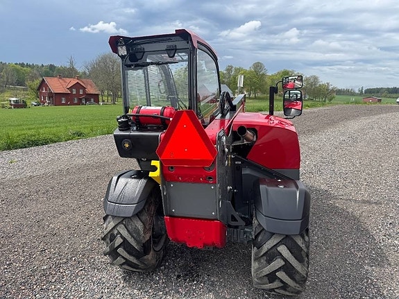 Weidemann T4512 8 of 13