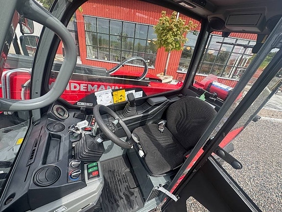 Weidemann T4512 5 of 13